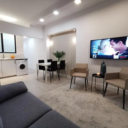 Homeforguest Apartamento Con Vistas A Las Canteras Appartamento *